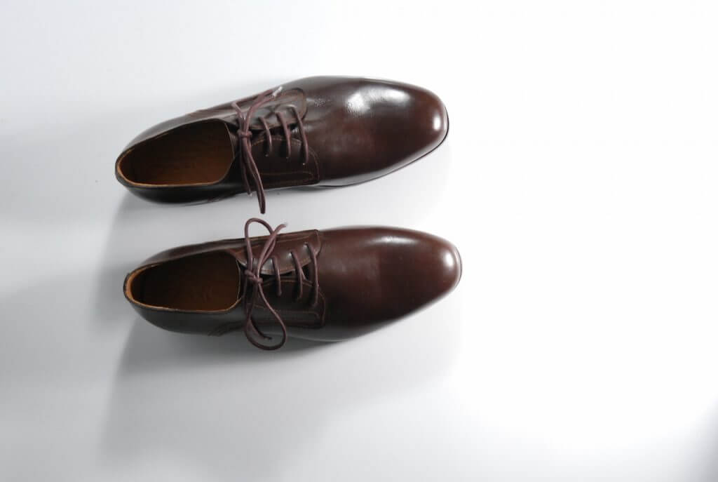 “咖啡色無飾德比訂製手工女鞋”