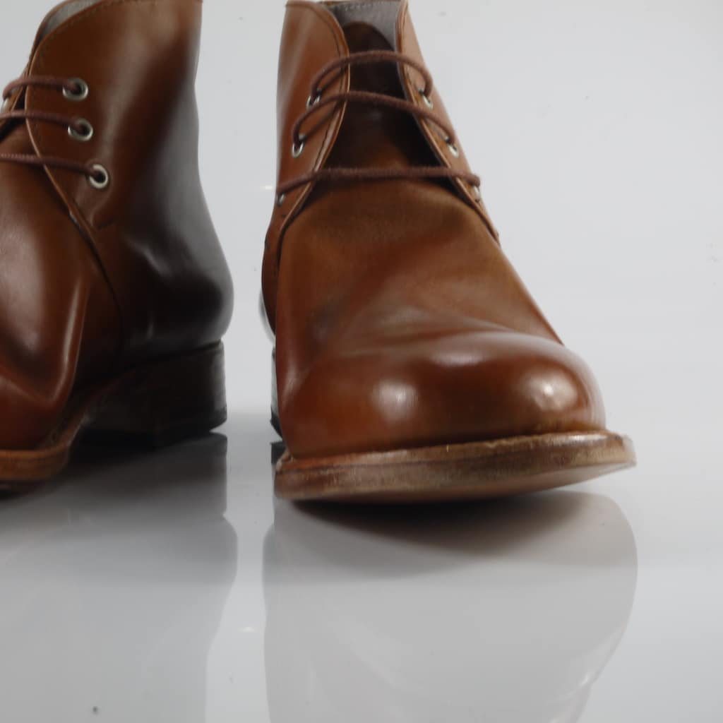 “手工焦糖色凹折效果查卡短靴”