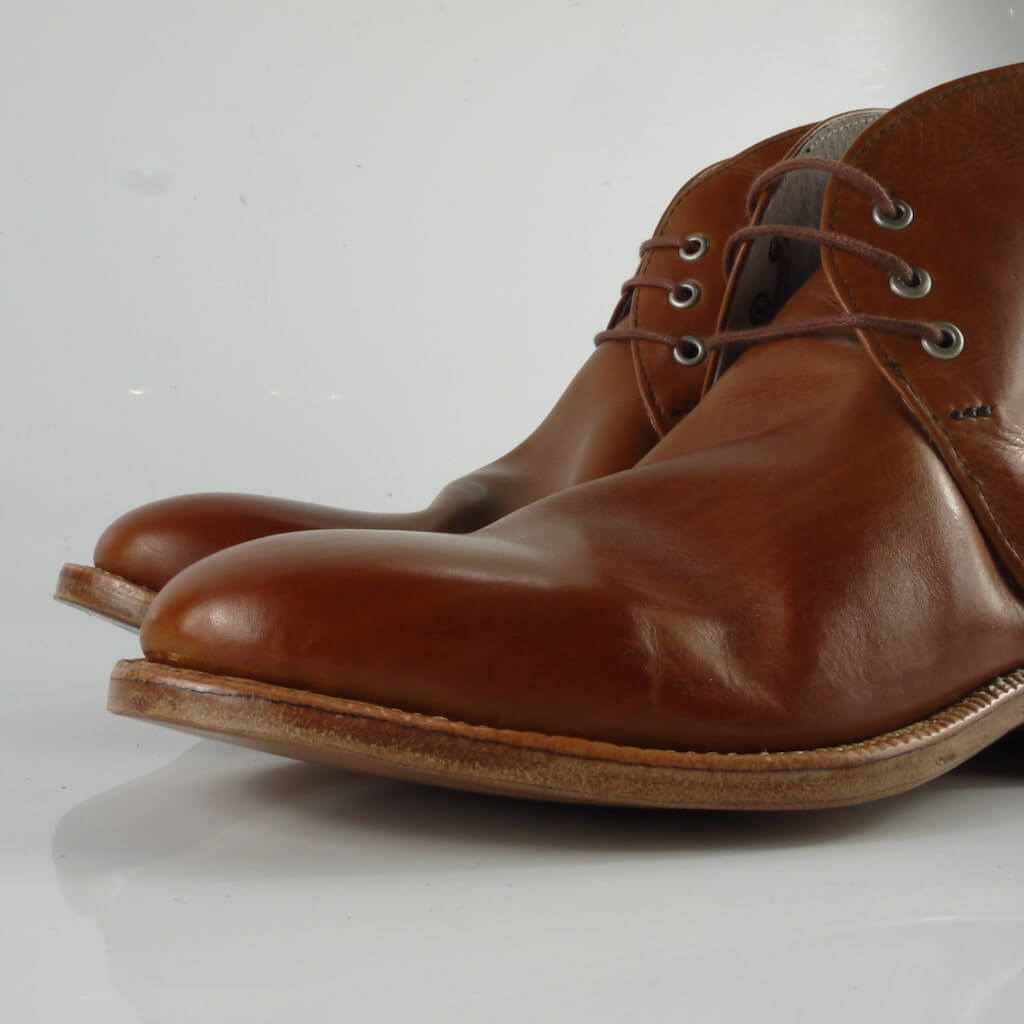 “手工焦糖色凹折效果查卡短靴”