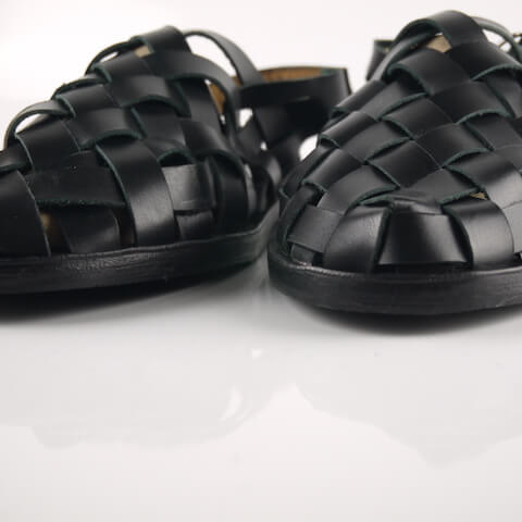 夏天女用黑色編織皮革涼鞋