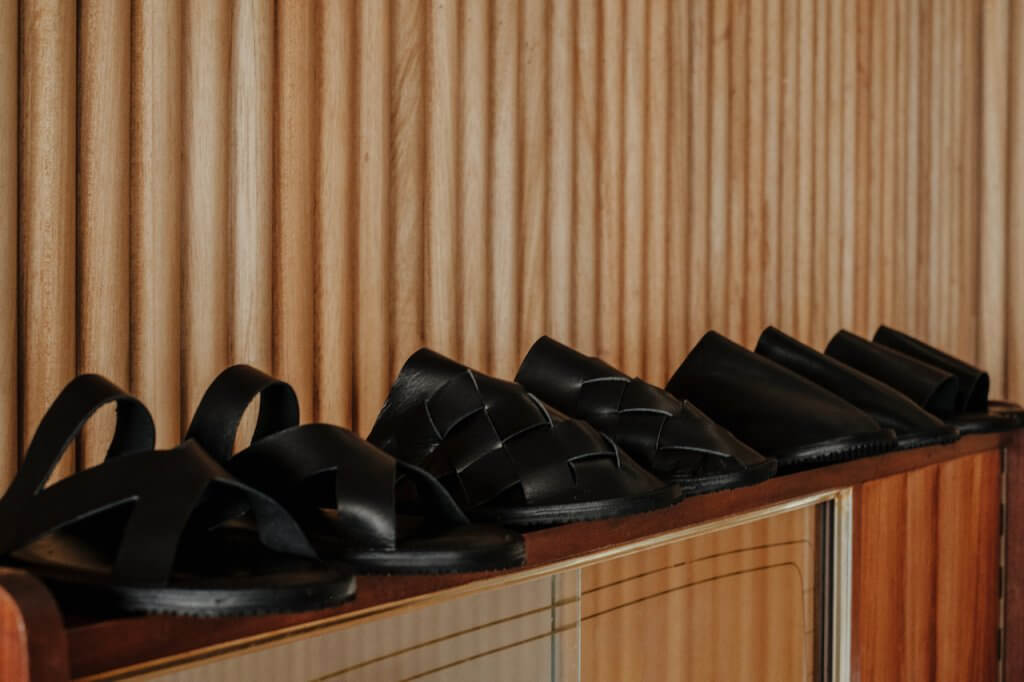 YWC 牛皮室內拖鞋 編織款