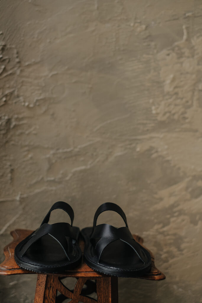 YWC 牛皮室內拖鞋 交叉款