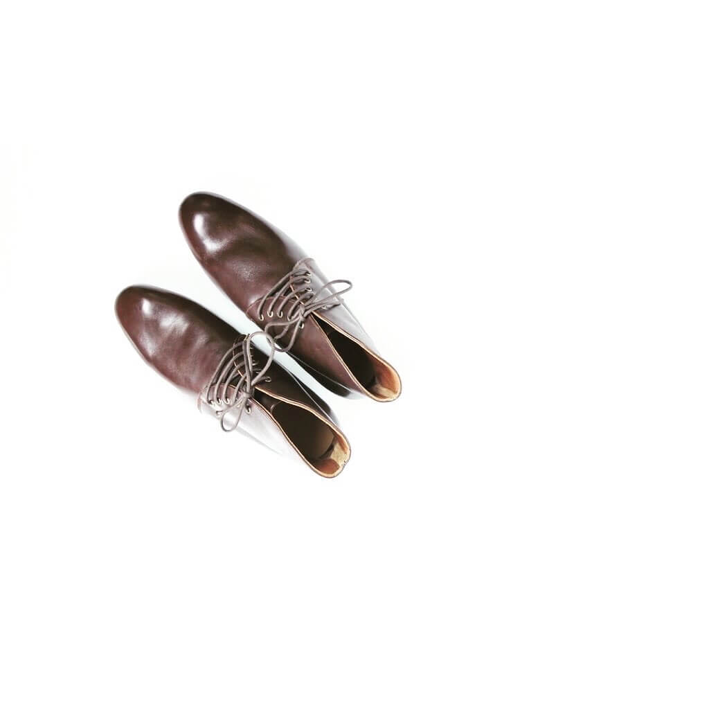 YWC 咖啡紅五孔查卡靴